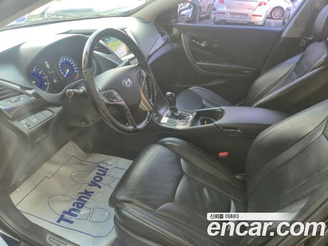 Hyundai Grandeur HG Premium, 2014 10