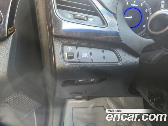 Hyundai Grandeur HG Premium, 2014 11