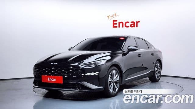 Kia K8 гибрид Signature, 2023 1