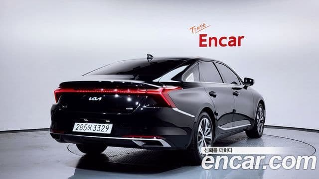 Kia K8 гибрид Signature, 2023 2