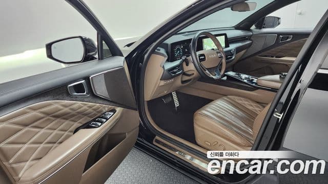 Kia K8 гибрид Signature, 2023 10