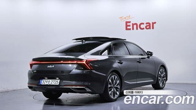 Kia K8 Signature, 2022 2