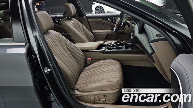 Kia K8 Signature, 2022 10