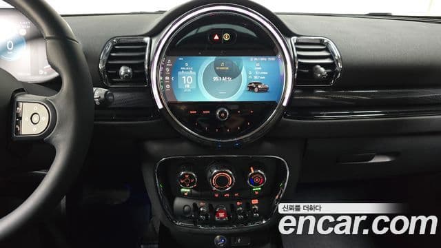 Mini Cooper D 클럽맨 2세대, 2022 14