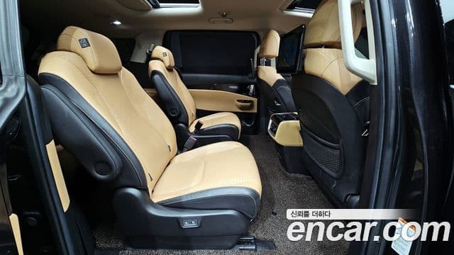 Kia Carnival 4세대 Signature, 2021 11