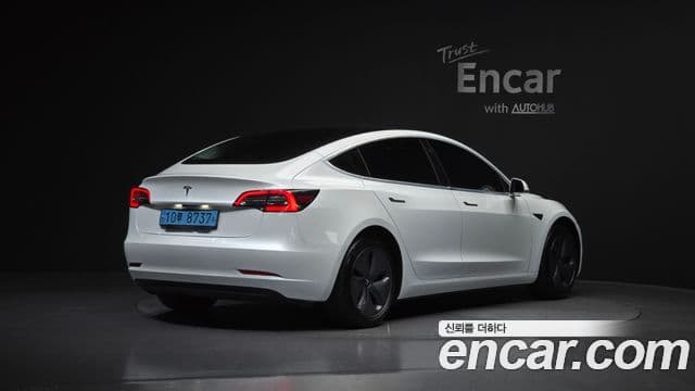 Tesla модель 3 Standard Range Plus RWD, 2020 2