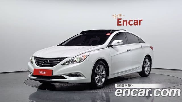 Hyundai YF Sonata Premier, 2012 1
