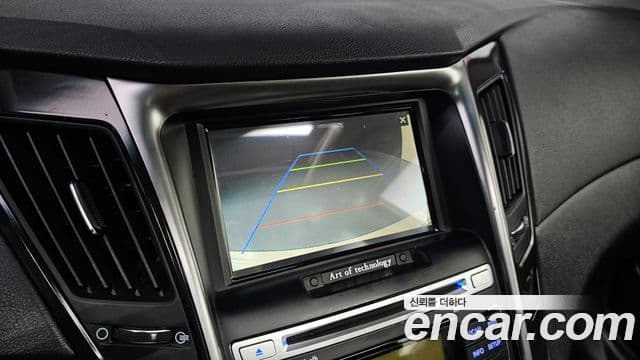 Hyundai YF Sonata Premier, 2012 15