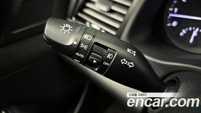 Hyundai Avante AD 1.6 GDI Value Plus, 2017 16