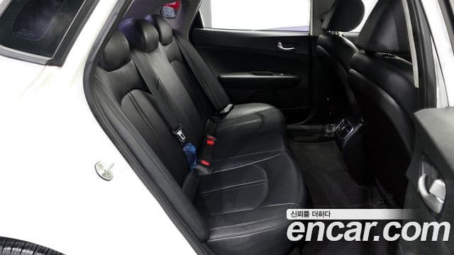 Kia K5 2세대 Luxury, 2017 12