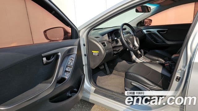 Hyundai Avante MD Luxury, 2011 11