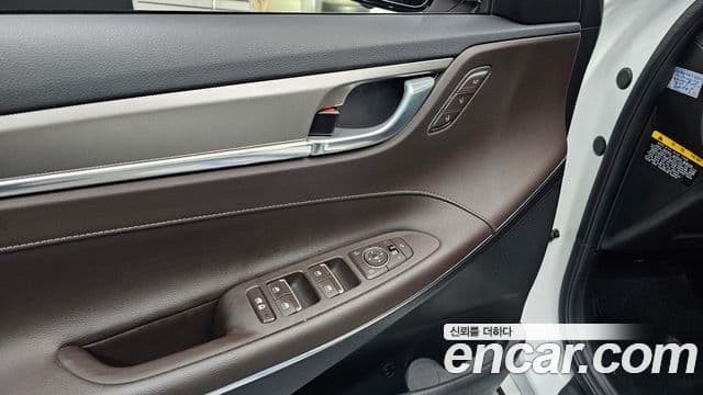 Hyundai The / новый New Grandeur IG гибрид Exclusive, 2020 16