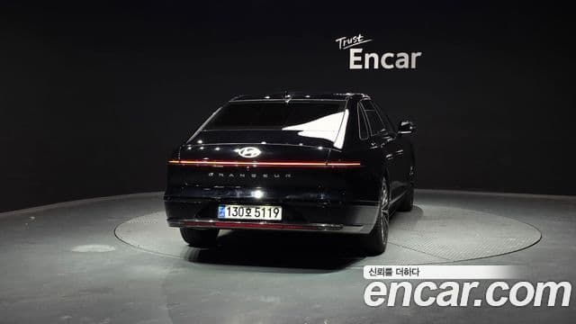 Hyundai Grandeur (GN7) Calligraphy, 2023 4