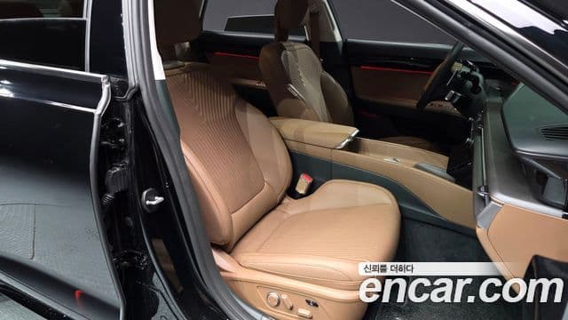 Hyundai Grandeur (GN7) Calligraphy, 2023 10