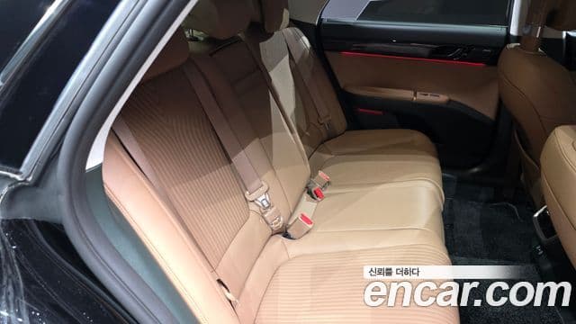 Hyundai Grandeur (GN7) Calligraphy, 2023 12