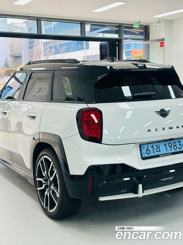 Mini Aceman 1세대 JCW, 2025 6