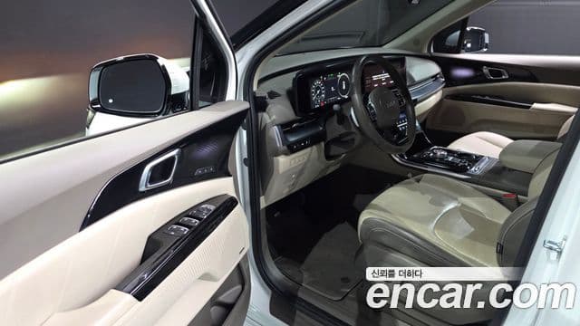 Kia Carnival 4세대 Signature, 2022 11