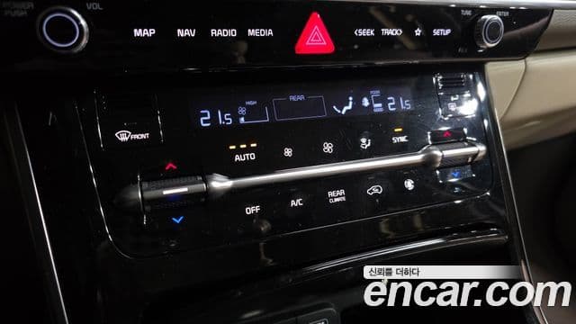 Kia Carnival 4세대 Signature, 2022 16