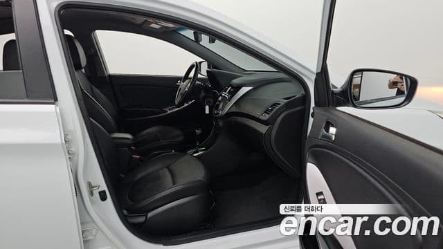 Hyundai Accent(новый кузов / новое поколение) Modern, 2016 18