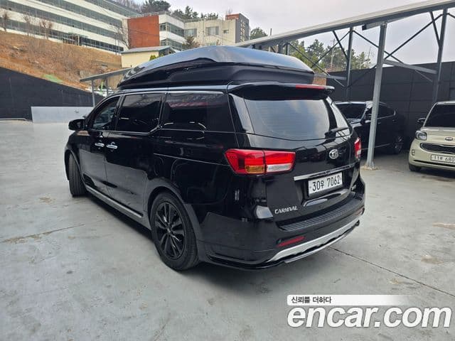 Kia All New Carnival Prestige, 2015 2