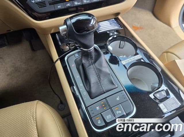 Kia All New Carnival Prestige, 2015 9