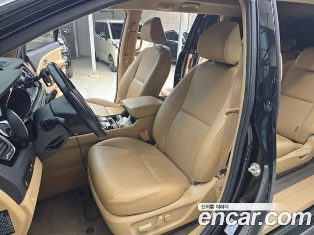 Kia All New Carnival Prestige, 2015 10