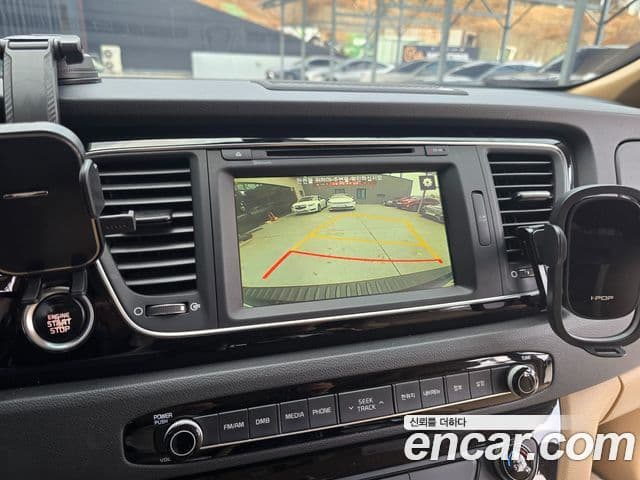 Kia All New Carnival Prestige, 2015 14