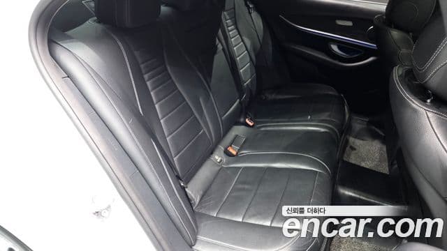 Mercedes-Benz E-класс W213 Avantgarde, 2017 12