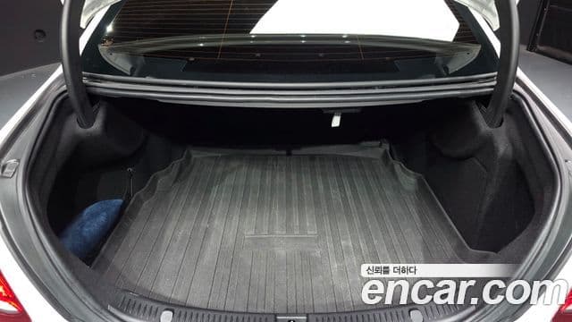 Mercedes-Benz E-класс W213 Avantgarde, 2017 20