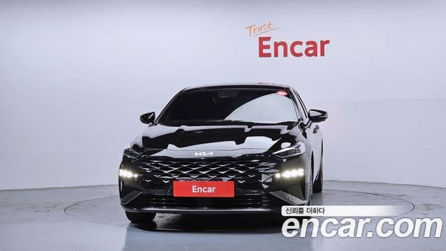 Kia K8 Signature, 2022 3