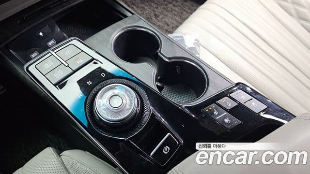 Kia K8 Signature, 2022 9
