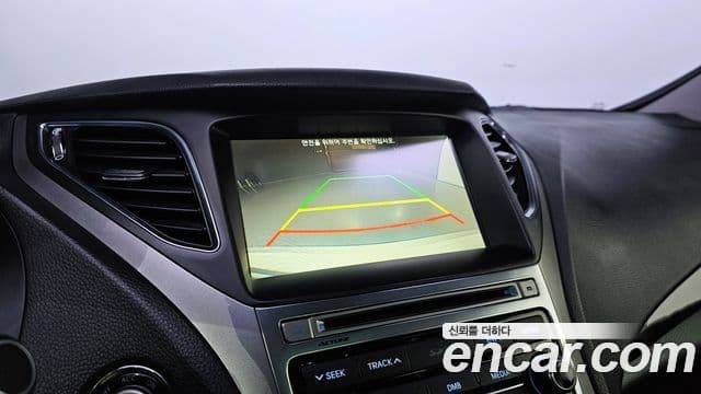 Hyundai Grandeur HG Premium, 2015 16