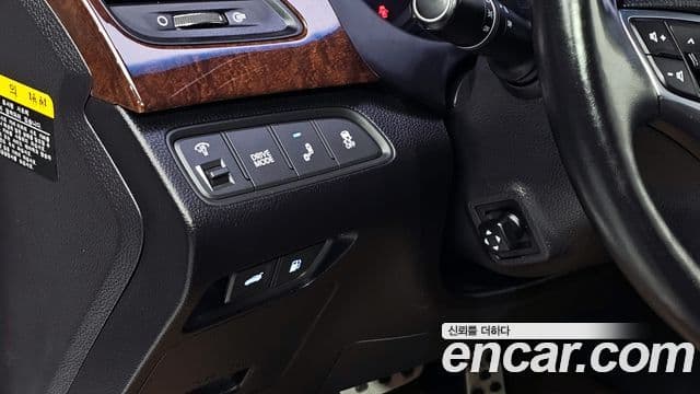 Hyundai Grandeur HG Premium, 2015 17