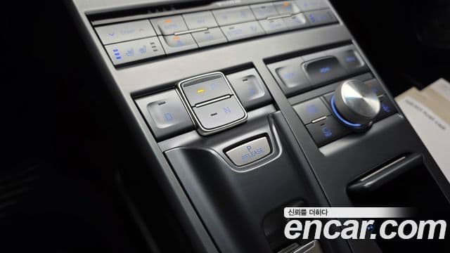 Hyundai NEXO Premium, 2020 9