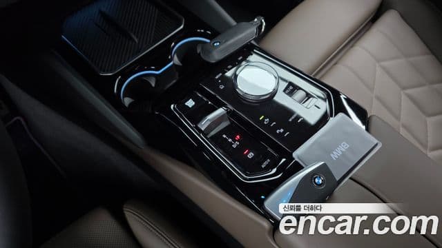 BMW 5시리즈 (G60) 520i M Sport, 2025 9