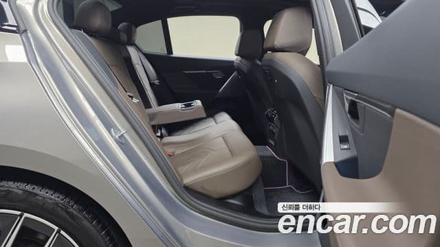 BMW 5시리즈 (G60) 520i M Sport, 2025 12