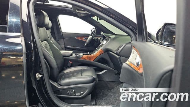 Lincoln Nautilus 1세대 2.7 Reserve AWD, 2019 11