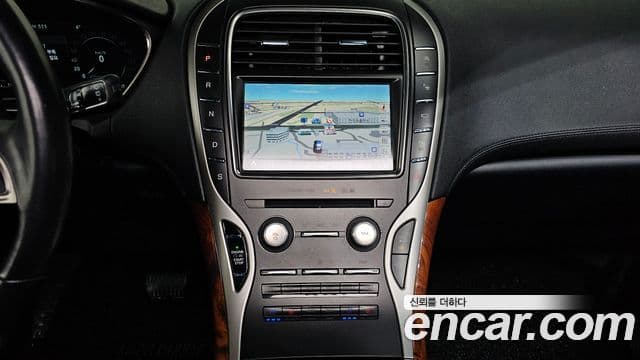 Lincoln Nautilus 1세대 2.7 Reserve AWD, 2019 14