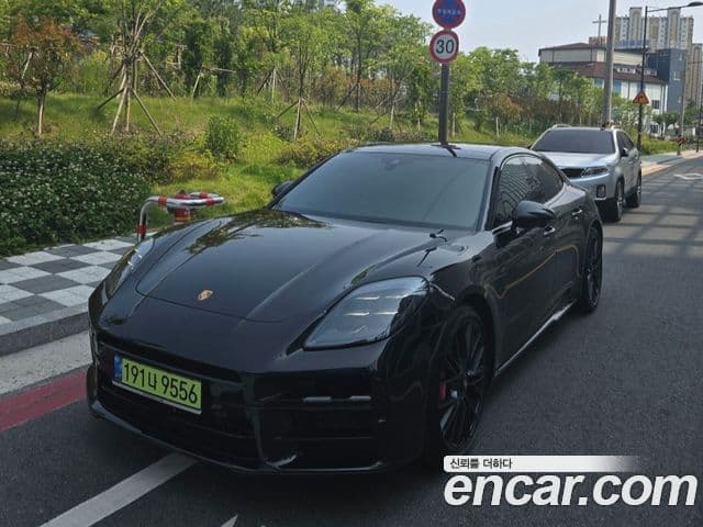 Porsche Panamera (976) 4.0 GTS, 2025 2