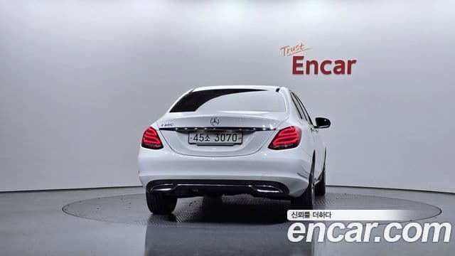 Mercedes-Benz C-класс W205 Avantgarde, 2015 4