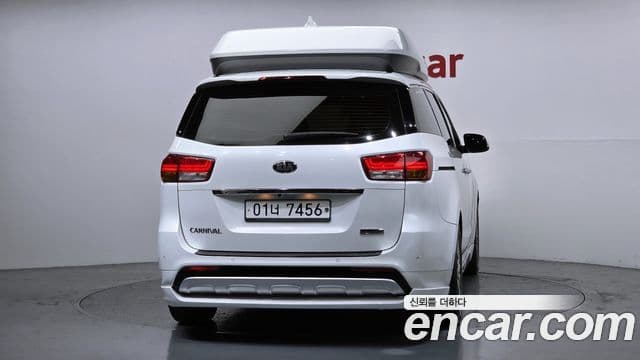 Kia All New Carnival Prestige, 2018 4