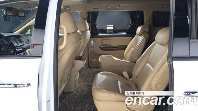 Kia All New Carnival Prestige, 2018 12