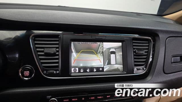 Kia All New Carnival Prestige, 2018 16