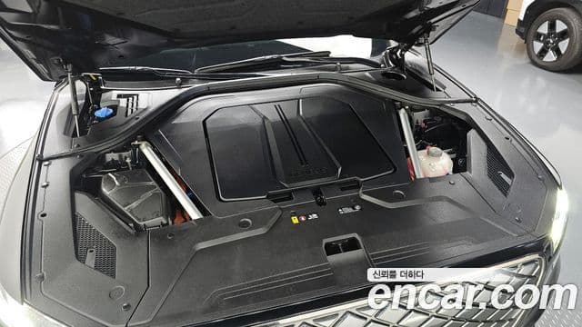 Genesis electrified GV70 e-AWD, 2022 6