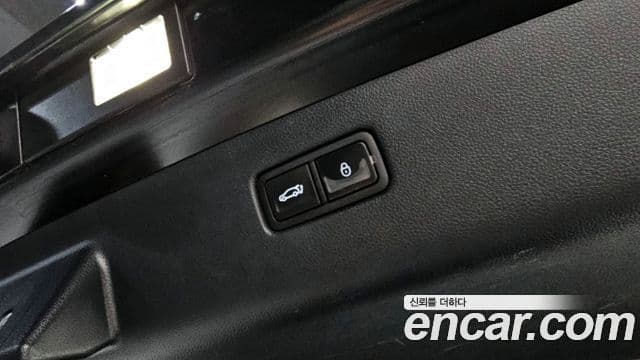 Genesis electrified GV70 e-AWD, 2022 20