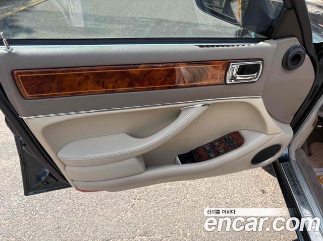 Jaguar XJ-6 X300, 1996 8