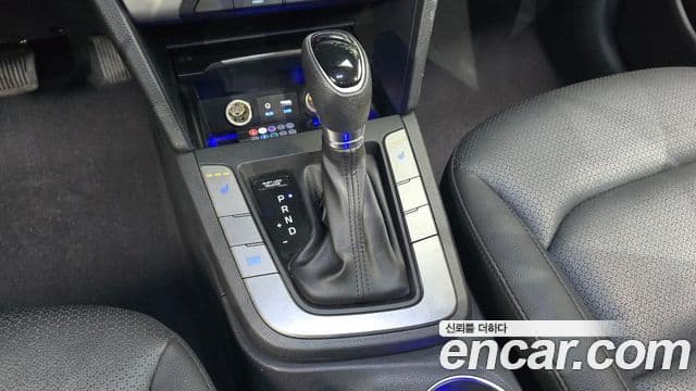 Hyundai Avante AD 1.6 GDI Value Plus, 2018 9