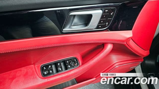 Porsche Panamera (971), 2018 14