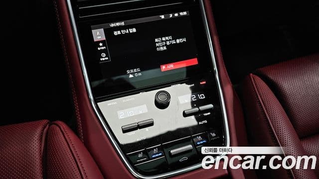 Porsche Panamera (971), 2018 17