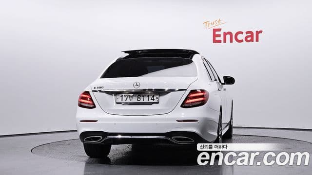 Mercedes-Benz E-класс W213 AMG Line, 2017 4